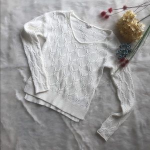 GAP Cable Knit Cropped Sweater